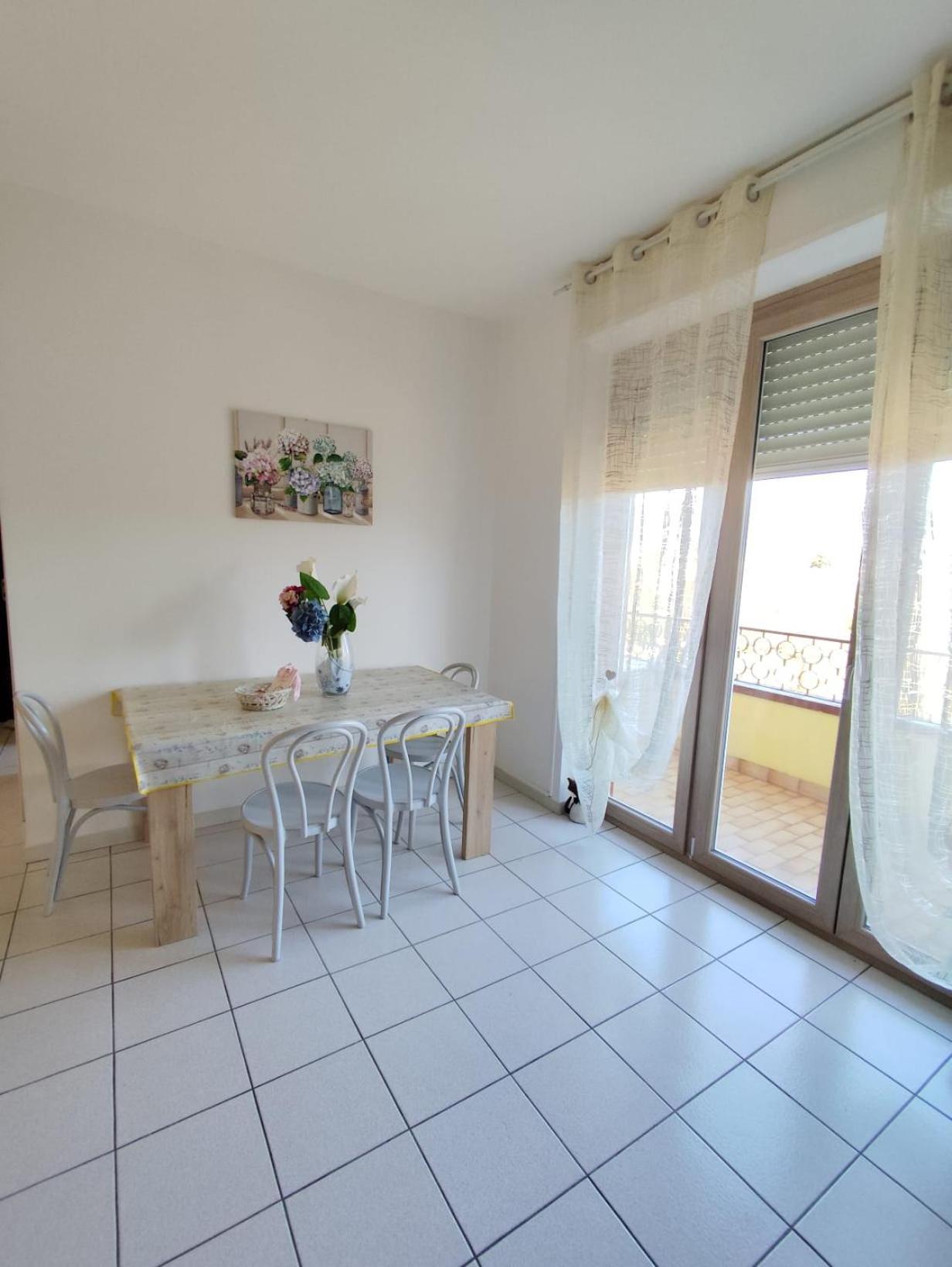 Appartement Residenza Tiziana à Luino Extérieur photo